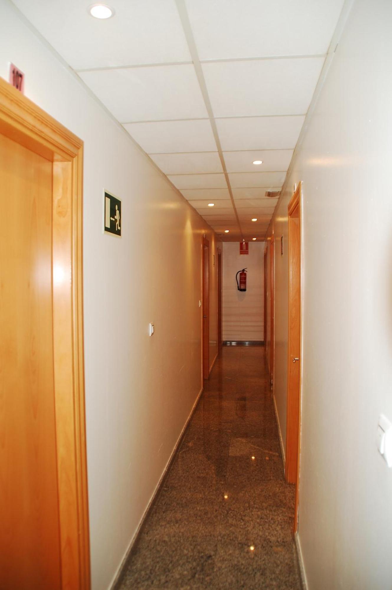 Hostal Mary Tere Salobrena Exterior photo