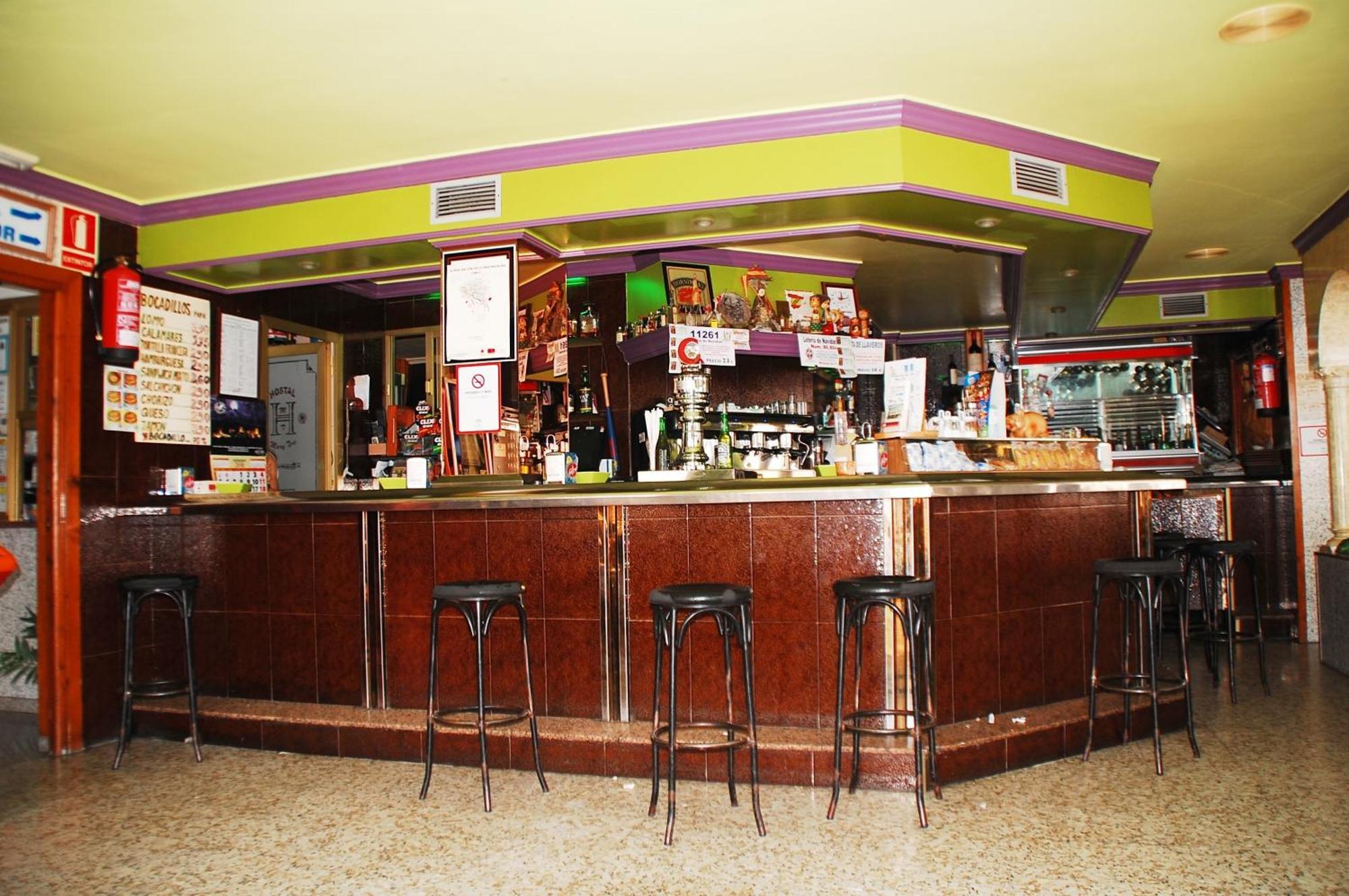 Hostal Mary Tere Salobrena Exterior photo